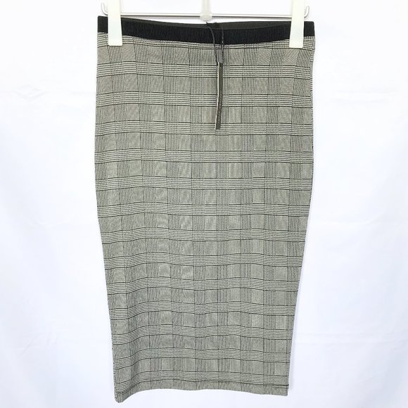 Another Story Gray Pencil Skirt - Picture 2 of 4